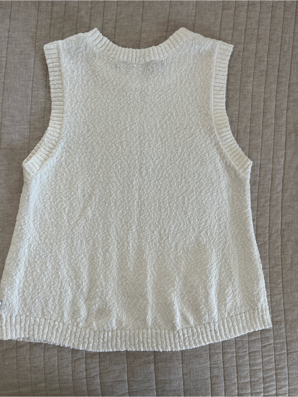 DKNY Crew Sleeveless Knit Tank Top - Picture 10 of 10